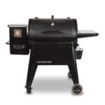 Pit Boss Navigator 850 Grill-Paket + Abdeckhaube + 3 Säcke Pellets + Pizzastein – Image 2